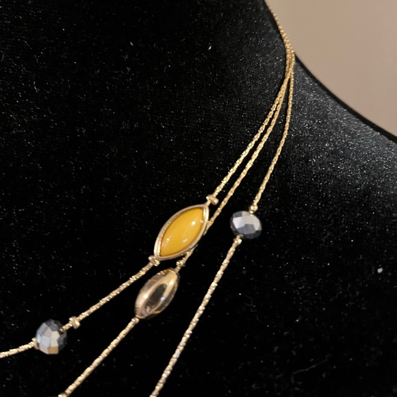 Multilayer Necklace - Picture 4 of 8